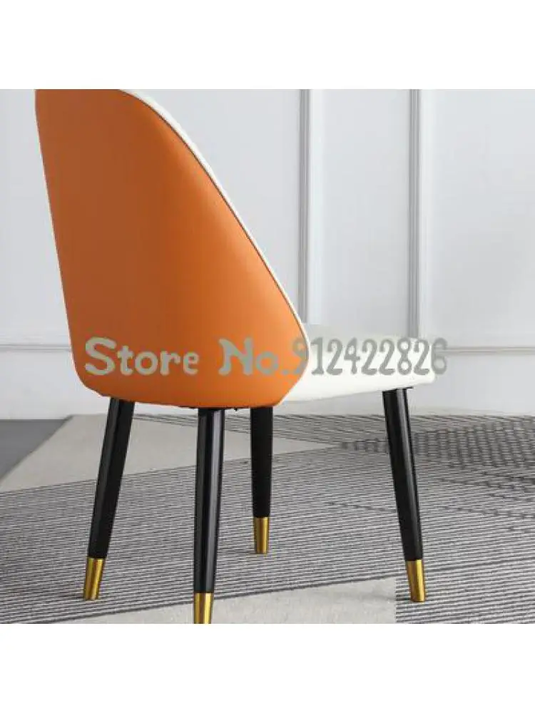 Лесен луксозен домашен кът стол от масивно дърво, малък ресторант fresh Nordic, модерен минималистичен дизайн, мрежест червен хотелски мек стол-чанта